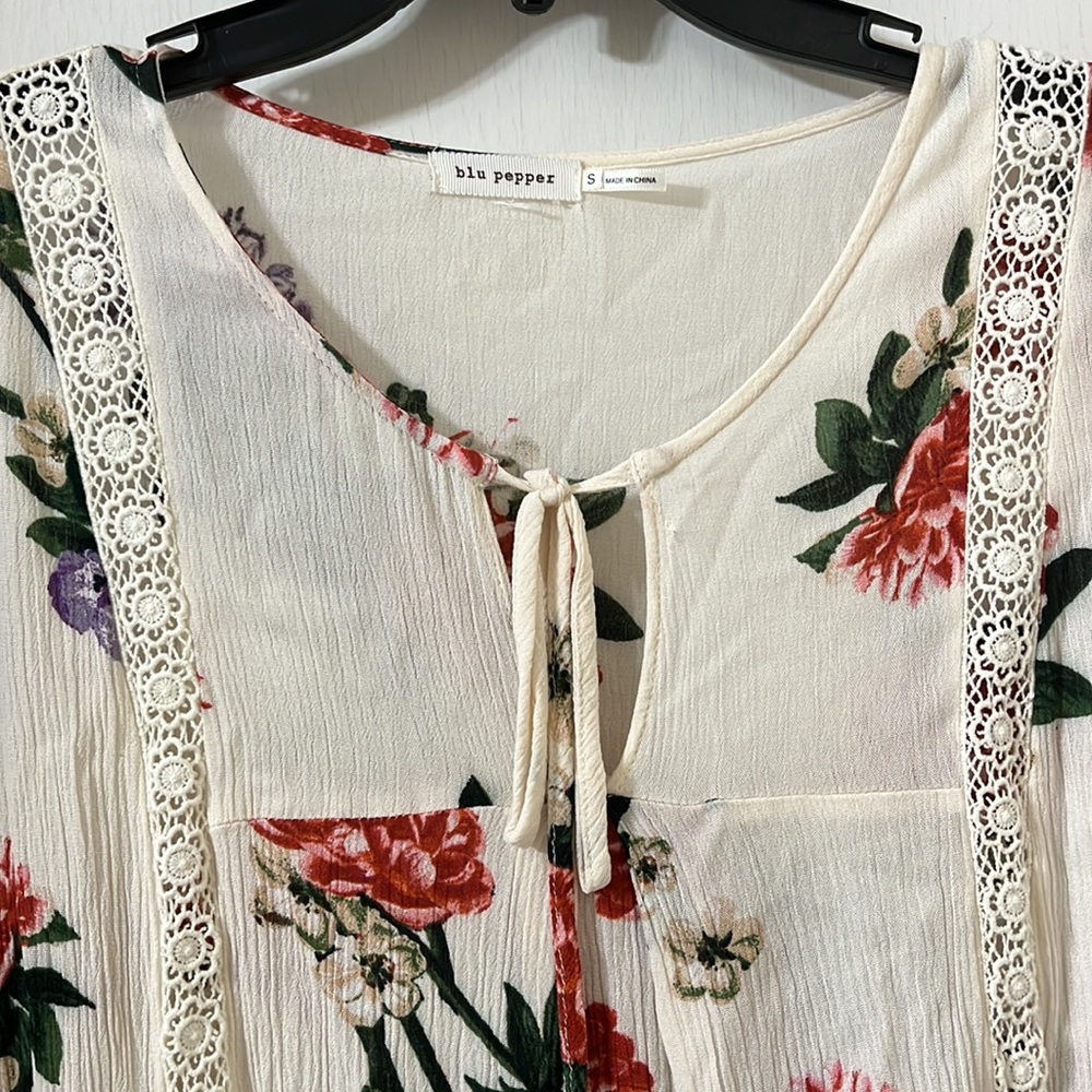 Blu Pepper S Women’s Floral Peasant Blouse - Picture 5 of 9